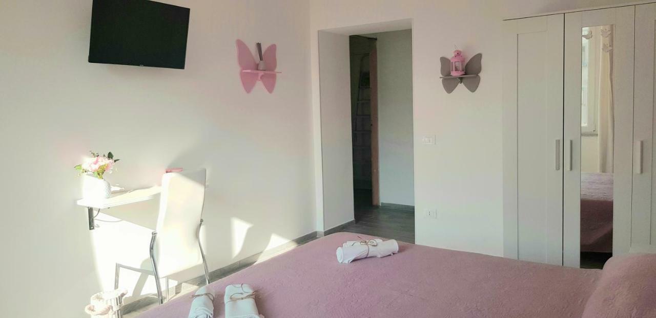 לינה וארוחת בוקר סלרנו Butterfly House מראה חיצוני תמונה